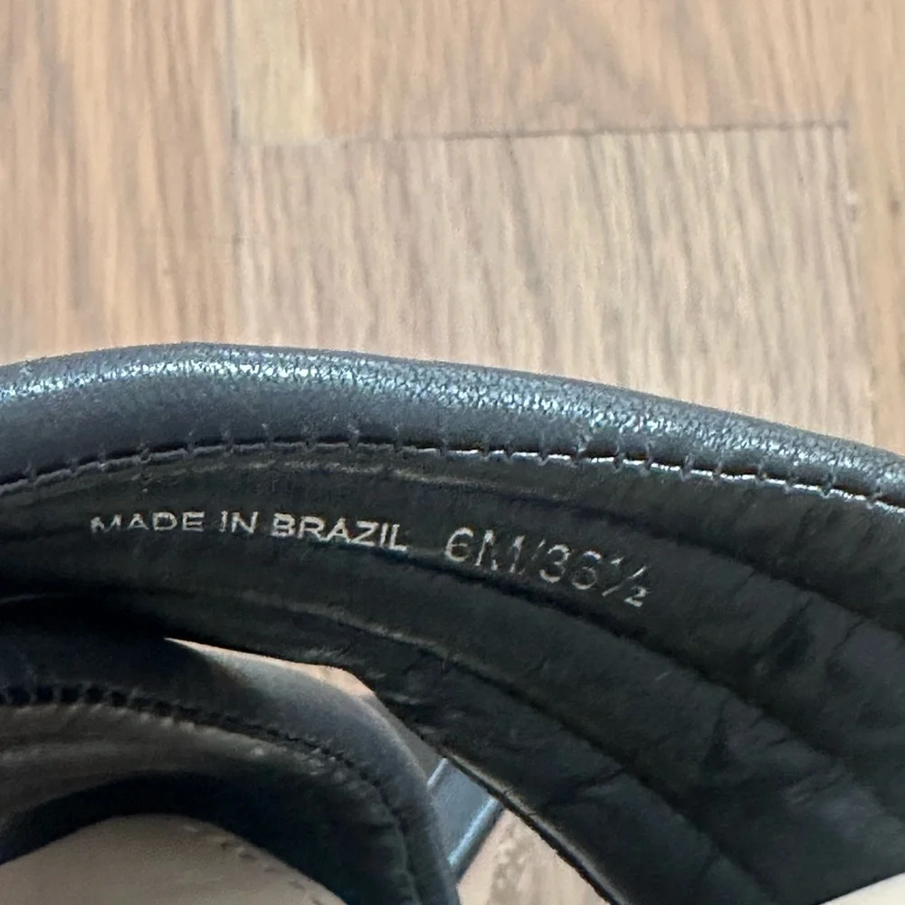 Vince Camuto Women's Sarendie Quilted Strap Sandal Slide size 6 - Picture 12 of 12